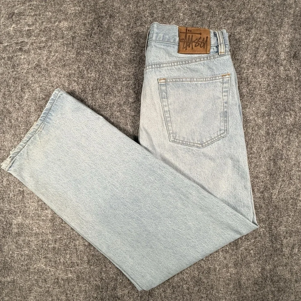 Stussy Relaxed Fit Light Wash Denim Jeans Mens 32 Baggy Skate Grunge Distressed